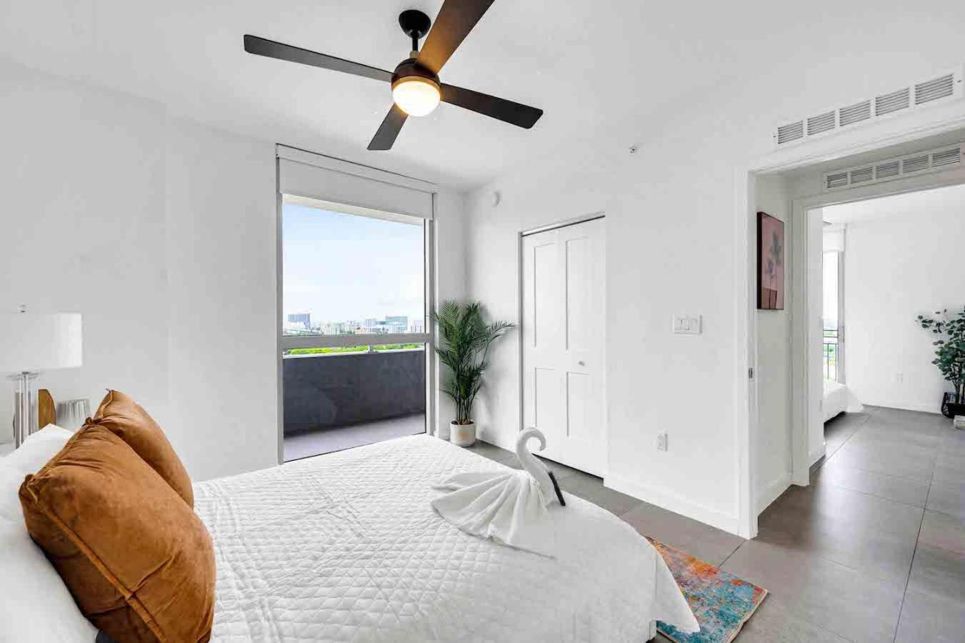 Apartament Amazing 3 Bed Unit In Dwntwn Miami With Free Parking Zewnętrze zdjęcie