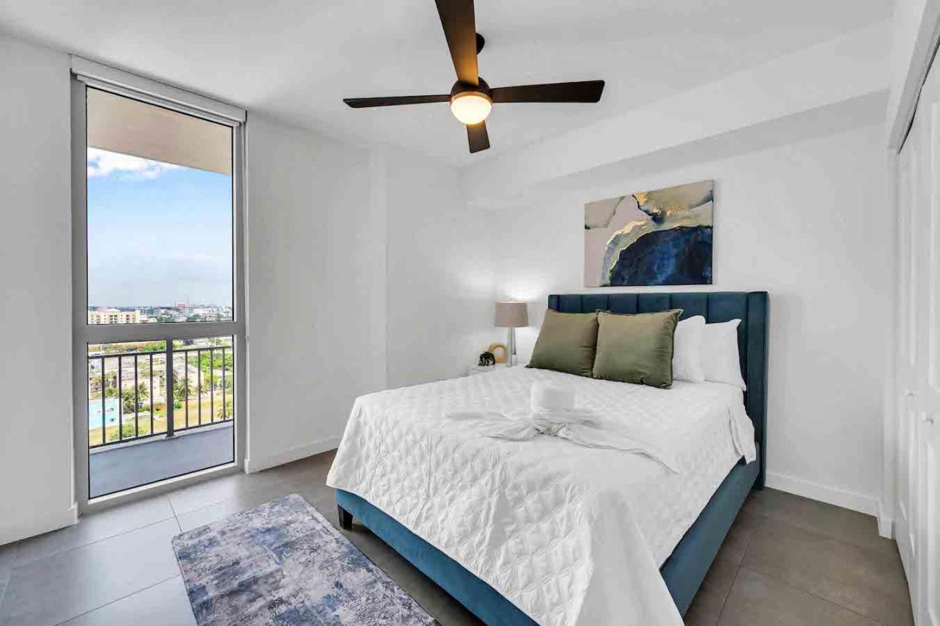 Apartament Amazing 3 Bed Unit In Dwntwn Miami With Free Parking Zewnętrze zdjęcie