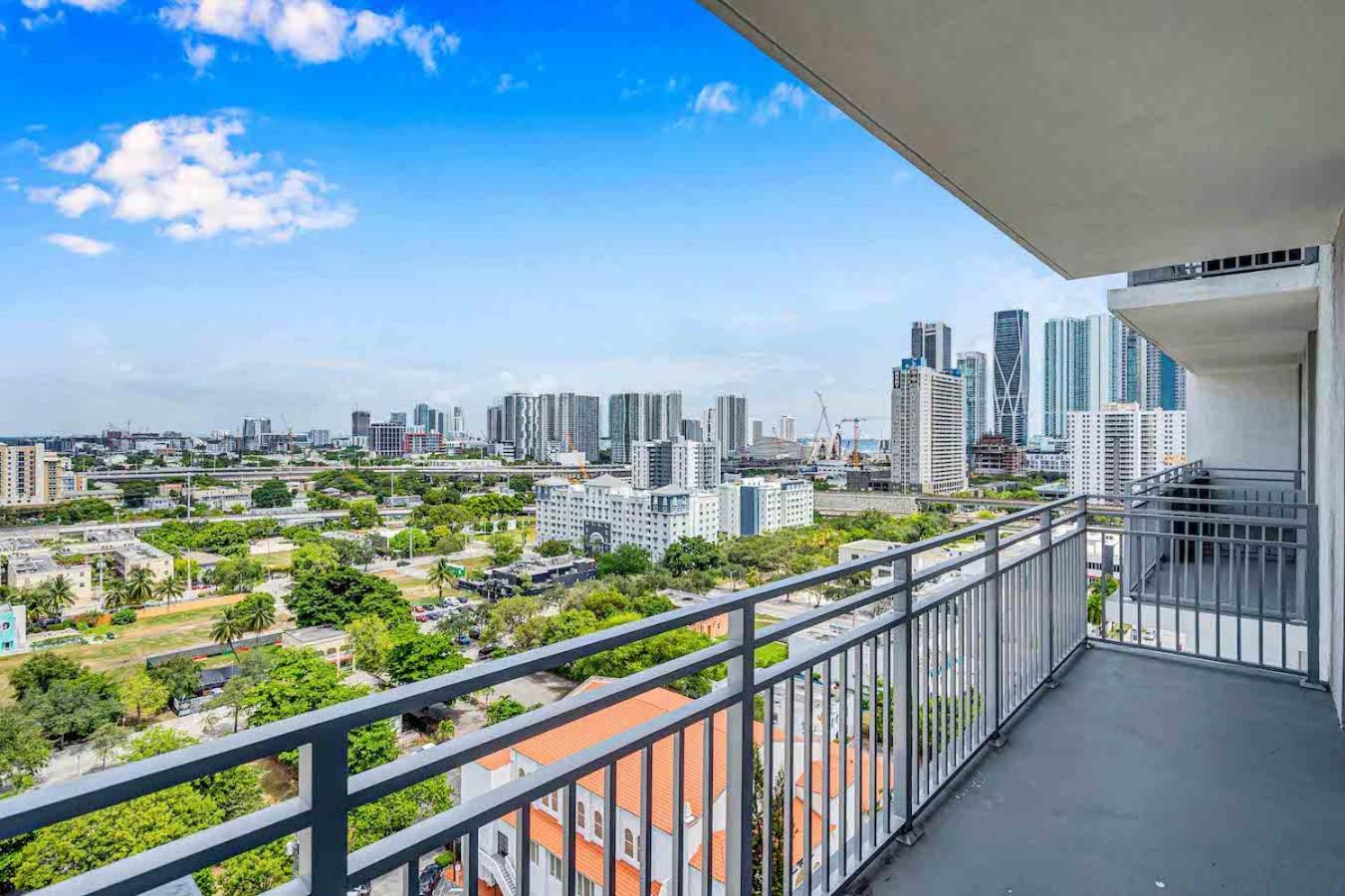 Apartament Amazing 3 Bed Unit In Dwntwn Miami With Free Parking Zewnętrze zdjęcie
