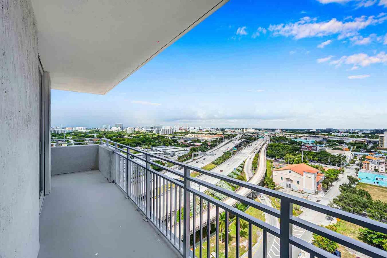 Apartament Amazing 3 Bed Unit In Dwntwn Miami With Free Parking Zewnętrze zdjęcie