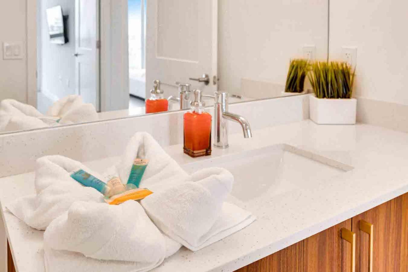 Apartament Amazing 3 Bed Unit In Dwntwn Miami With Free Parking Zewnętrze zdjęcie